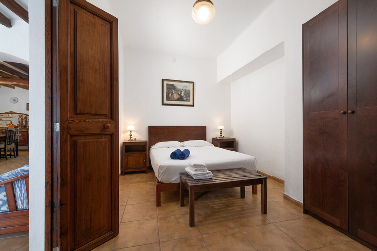 Room 4, San Sole - Villa With Private Pool In Felanitx, Baleares