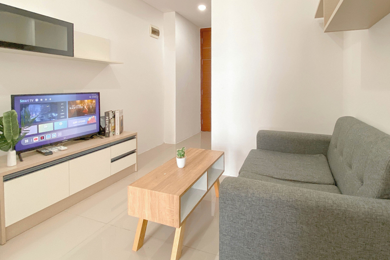 Living area 4, Compact And Nice 1Br Apartment At Vittoria Residence, Jakarta Barat