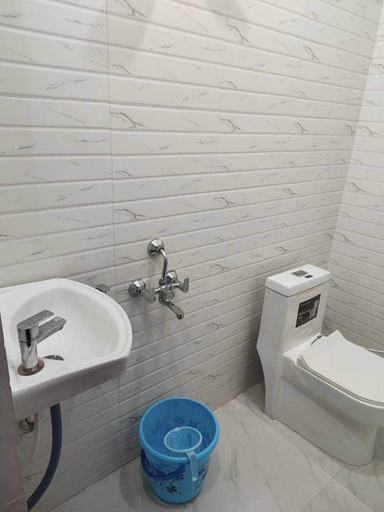 Bathroom 3, HOTEL PRICELESS AMITY UNIVERSITY LUCKNOW, Lucknow