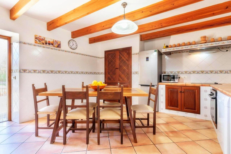Private kitchen 5, Villa in Buger With Private Courtyard, Baleares