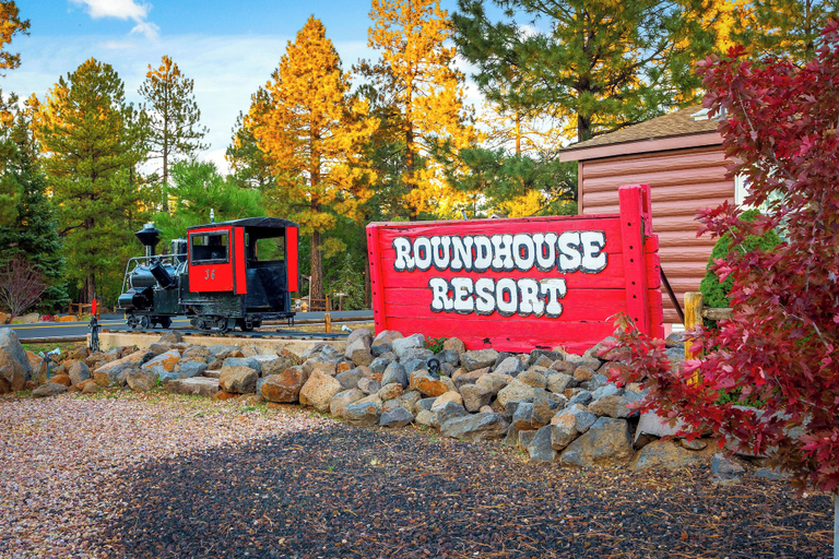 Exterior & Views 1, Roundhouse Resort, Navajo