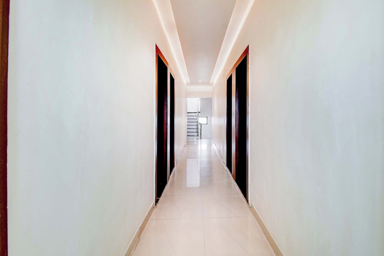 Lobby 2, FabExpress Abhishek, Pune