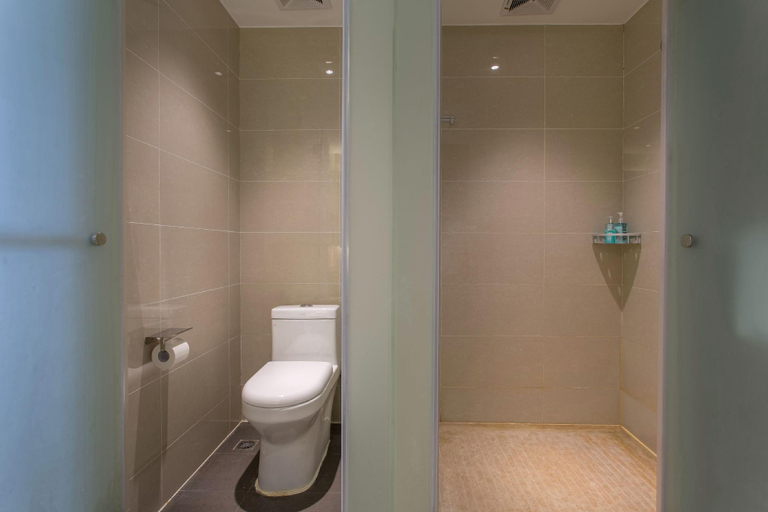 Bathroom 5, City Comfort Inn Jinzhou Bohai University Wanda Pl, Jinzhou