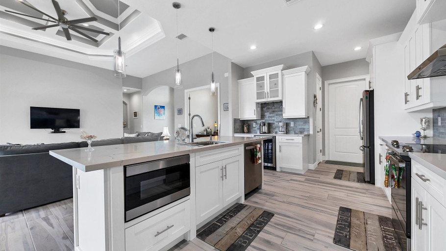 Interior 2, Mpc15528, Charlotte