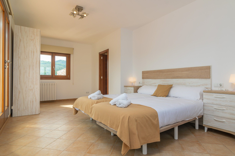 Room 3, Fetget-can Bosco - Villa With Private Pool, Baleares