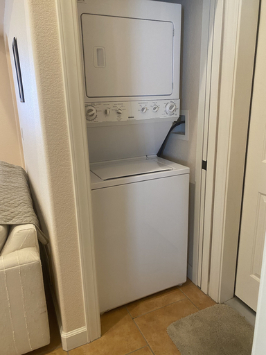 Interior 5, Shoshone Lower Unit With Lake and Pool Views, Mohave