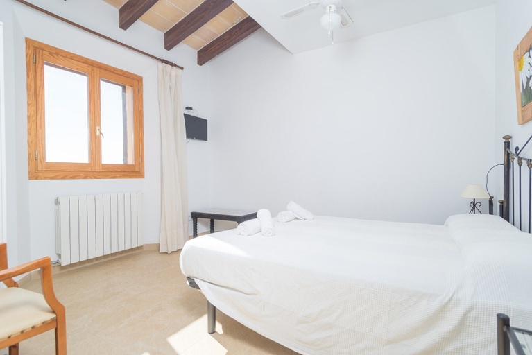 Room 3, Son Pujol - Villa With Private Pool In Montuiri, Baleares