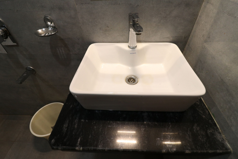 Bathroom 5, Hotel Pratap Grand, Ranchi