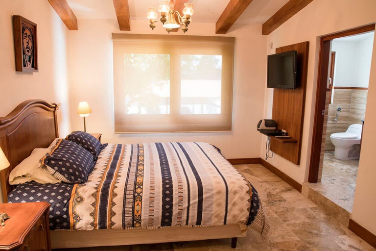 Room 1, Lujosa Casa Guayllabamba BBQ Jacuzzi Gym Piscina, Quito