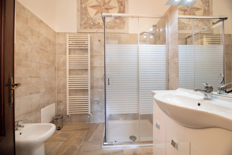Bathroom 2, Gallipoli Apartment Ac, Seaside, Lecce