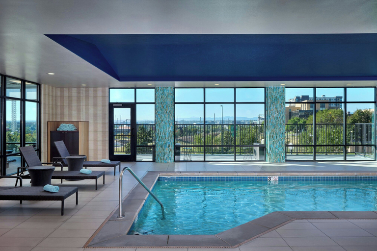 Sport & Beauty 5, Fairfield Inn & Suites by Marriott Denver Downtown, Denver