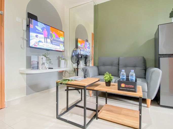 Living area 4, Cozy 1Br Apartment Evenciio Margonda, Depok