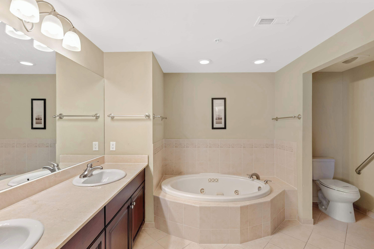 Interior 3, Ocean City Vacation Homes Property Luxurious Bayfront Condo, Worcester