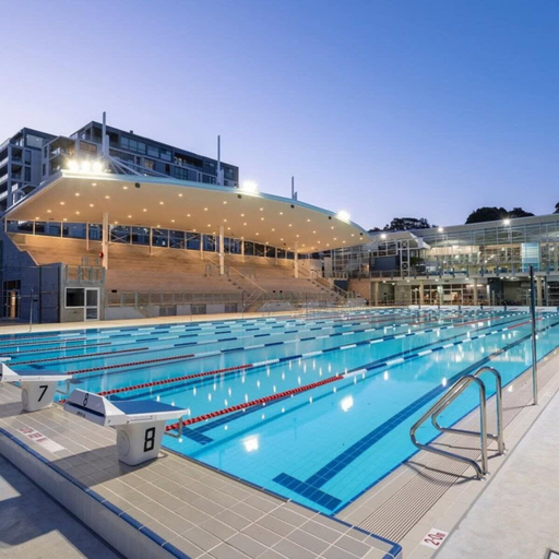 Pool, Sunny Apartment in Quiet and Green Neighbourhood, Sydney
