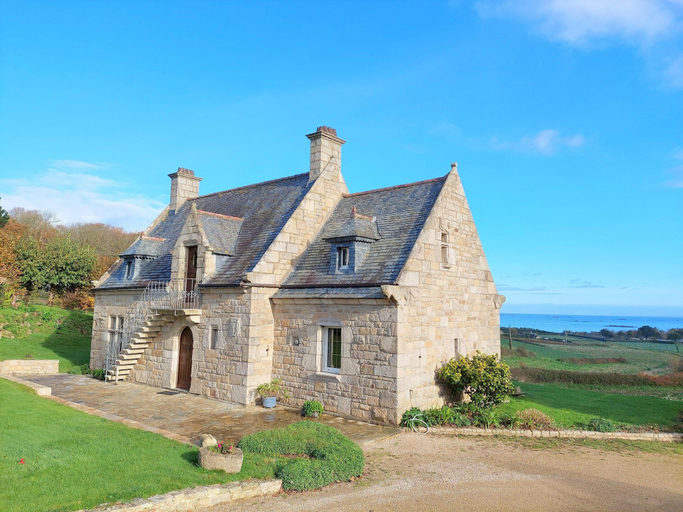 Exterior & Views 2, Granite House in Brittany with Sea Views, Finistère