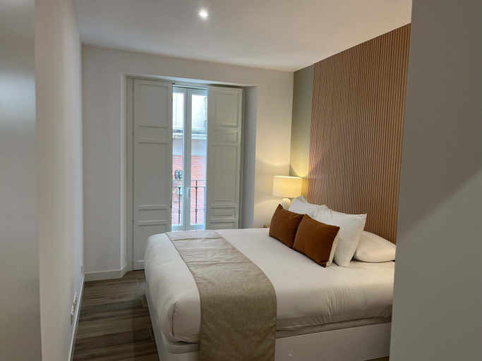 Room 5, w Impressive 3BR w Sunny Terrace in Chueca, Madrid