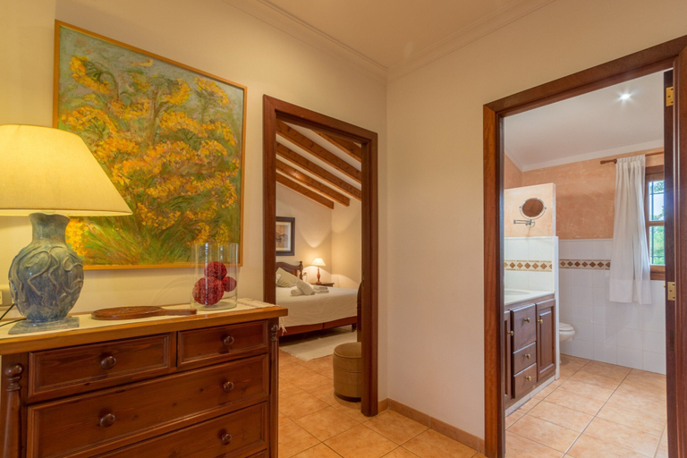 Bathroom 4, Antonio in Mallorca With Bay Views, Baleares