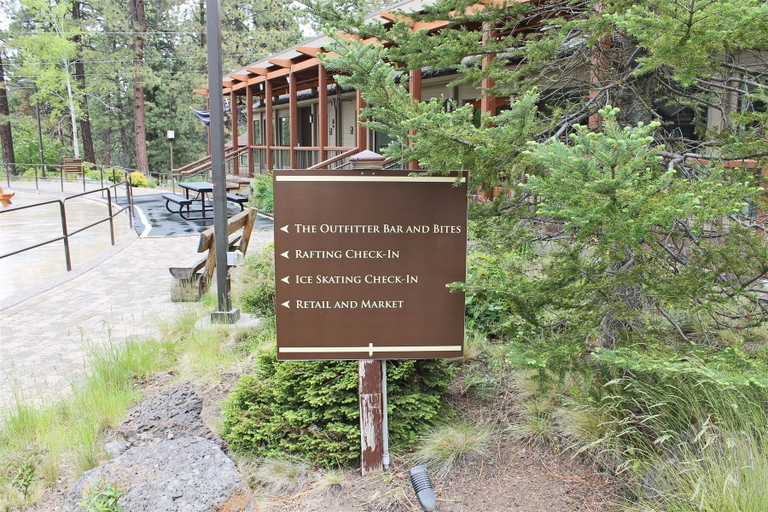 Interior 2, 7th Mtn 611c, Deschutes