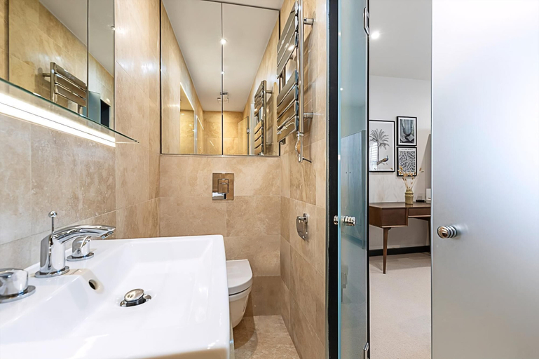 Bathroom 4, Stylish Shepherd's Bush Flat With Patio, London