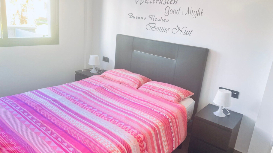 Room 4, Family Apartment in Costa Blanca, Alicante