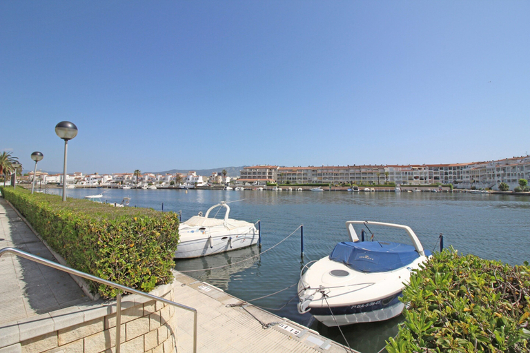 View from property 5, Modern Apartment With Canal Views and Pool, Girona
