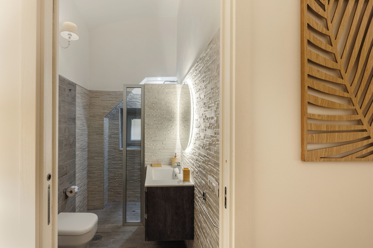 Bathroom 3, Vatican White Dream, Rome