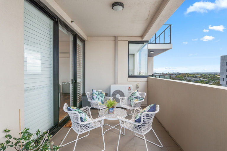 Balcony 4, Central Redfern Home With Balcony Escape, Sydney