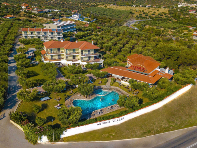 Pool 5, Apartment in Gerakini with Pool, Central Macedonia
