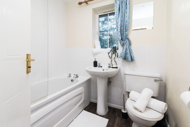 Bathroom 5, Coventry 3bedroom With Private Garden & Parking, Coventry