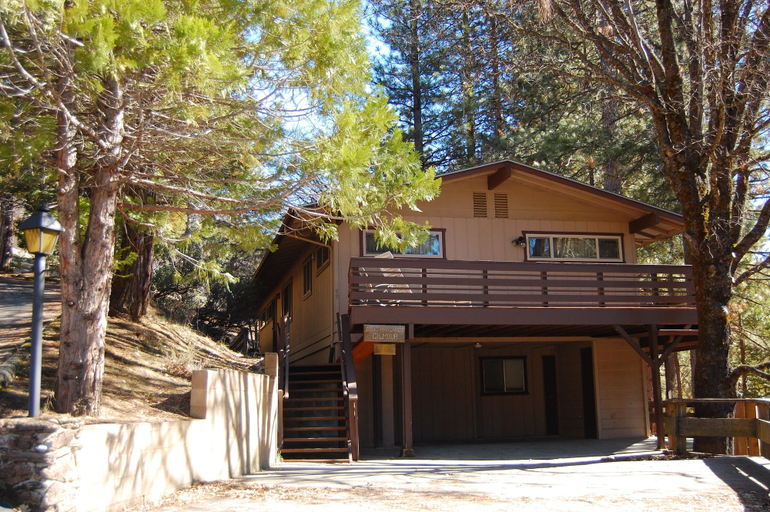Interior 2, Yosemite's Luxury Estate, Mariposa
