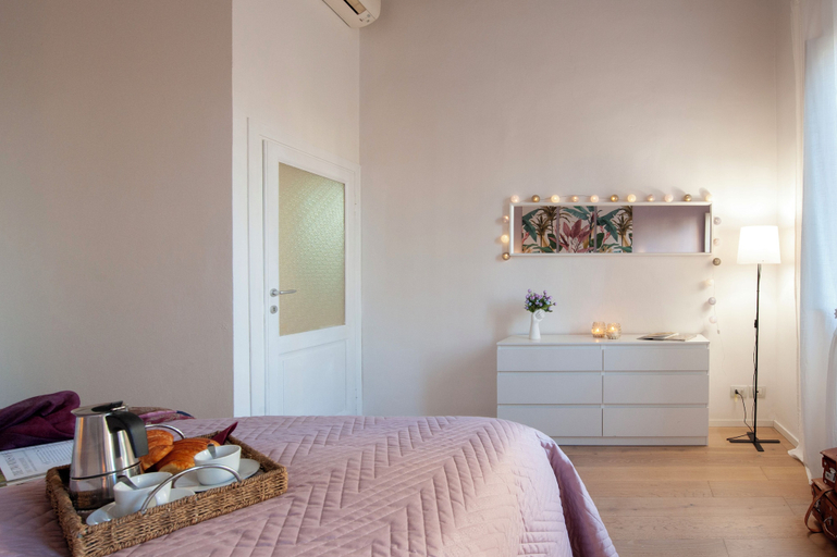 Bedroom 2, San Frediano Apartment, Florence