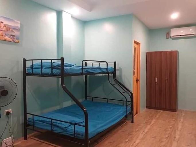 Bedroom 2, Azulea Lodging House Oslob, Oslob