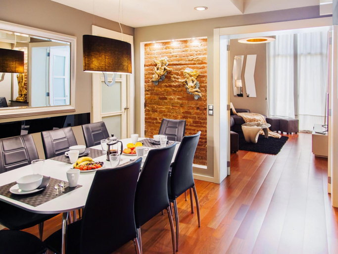 Others 4, Victoria City Center 2 Downtown Luxury Duplex, Barcelona