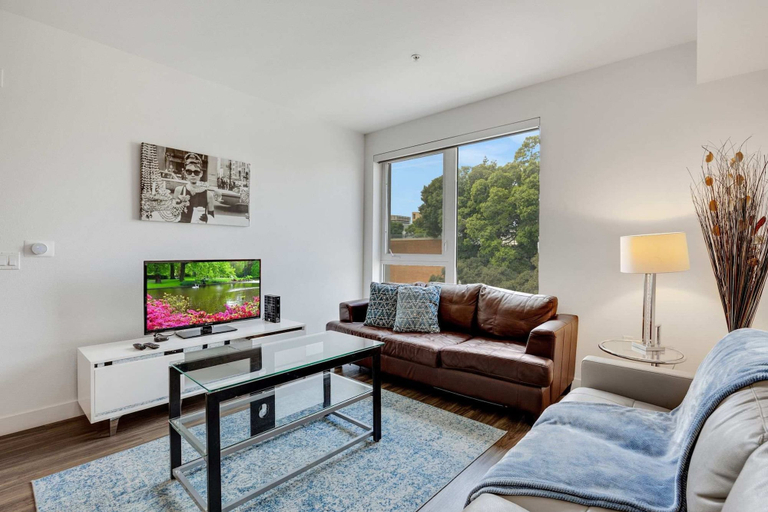 Interior, Stylish 1BR Family Apartment by Dtla, Los Angeles