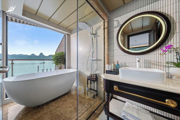 Bathroom 5, Halong Lyra Grandeur Cruise, Hạ Long