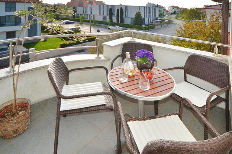 Exterior 2, Rovinj Seaside Apartment With Balcony, Rovinj