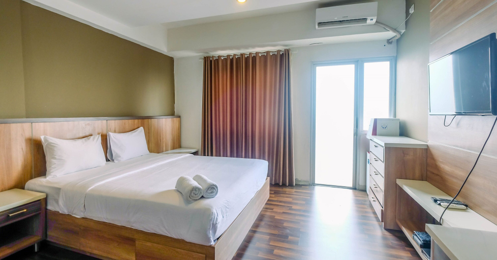 Room 5, Modern And Cozy Studio Park View Condominium Apartment, Depok