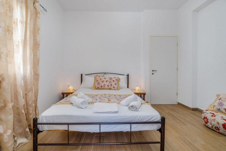 Bedroom 3, Cinnamon Suite with Prive Hot Tub, South Aegean