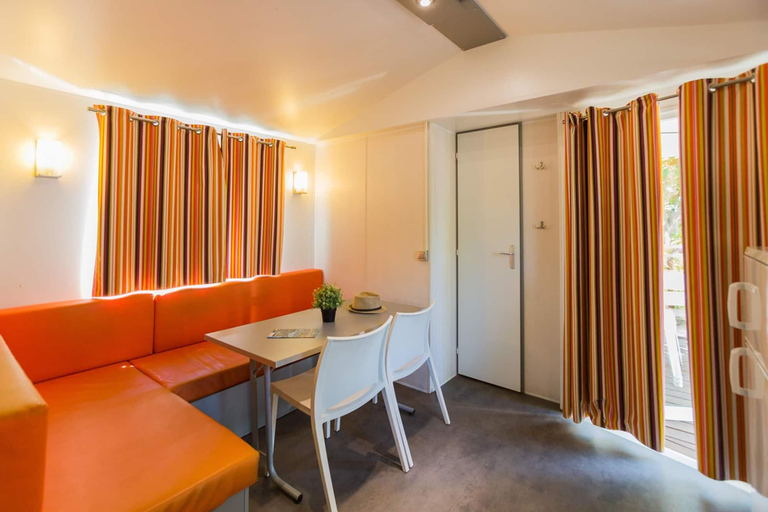 Dining 3, Shaded Mobile Home Escape, Tarragona