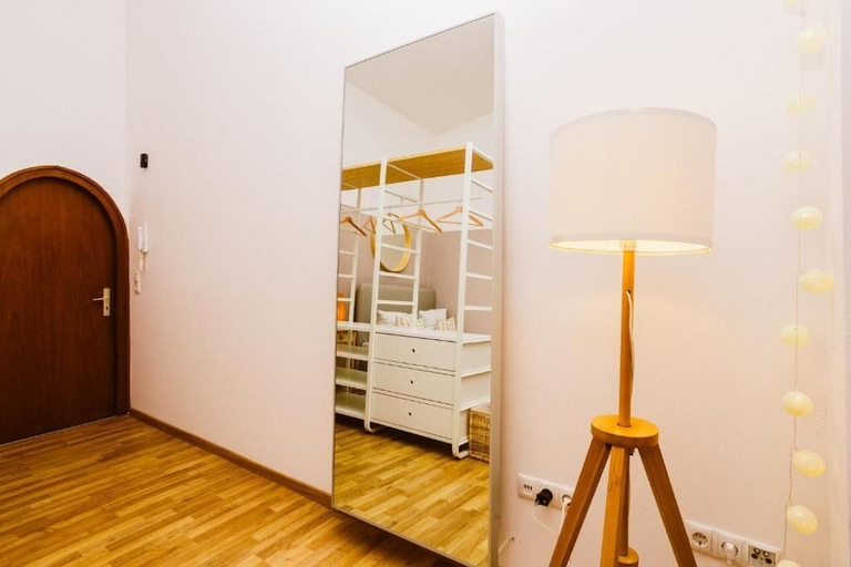 Room 4, Stadtpark Apartments, Kassel