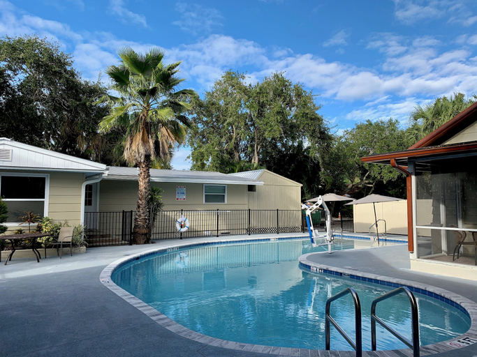 Interior 3, Siesta Heron 7, Sarasota