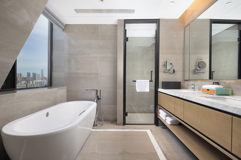 Bathroom 4, Wanda Yi Wuhan, Wuhan