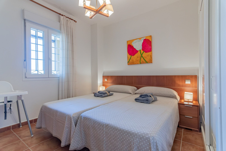 Room 4, Family & Pet-friendly Stay, Huelva