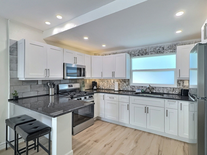 Interior 3, Siesta Heron 3, Sarasota