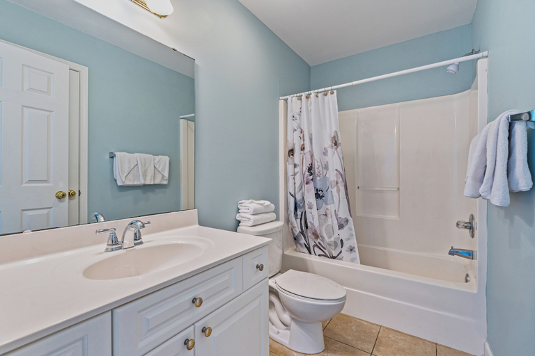 Bathroom 4, Grand Cayman Villas - I, Horry