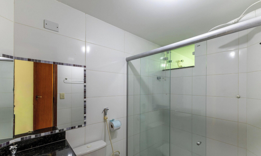 Bathroom 3, Apt 2 Bedrooms 210 m From the Beach Raz0203, Ilhéus