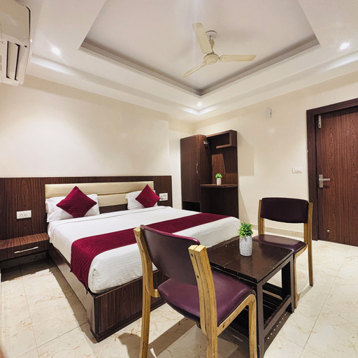Room 4, Hotel Vinayak Near Akshaya Patra Jagatpura, Jaipur