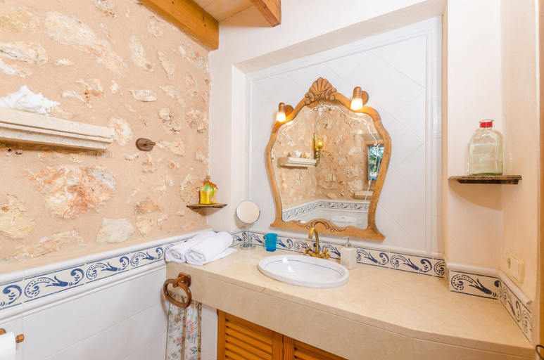 Bathroom 5, Finca Can Maria Costitx - Villa With Private Pool, Baleares