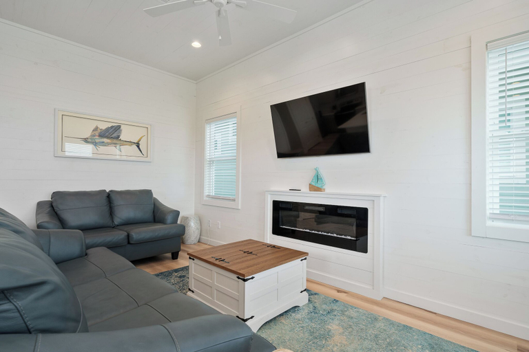 Others 5, Knot at Work - Private Pool, Golf Cart & Ocean View!, Nueces
