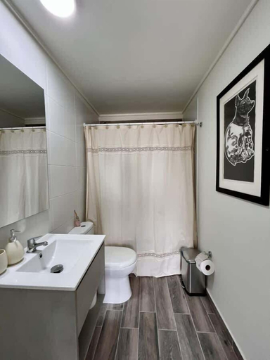 Room 5, Urbano Art Stico Irarr Zaval A C Laundry Parking, Cordillera